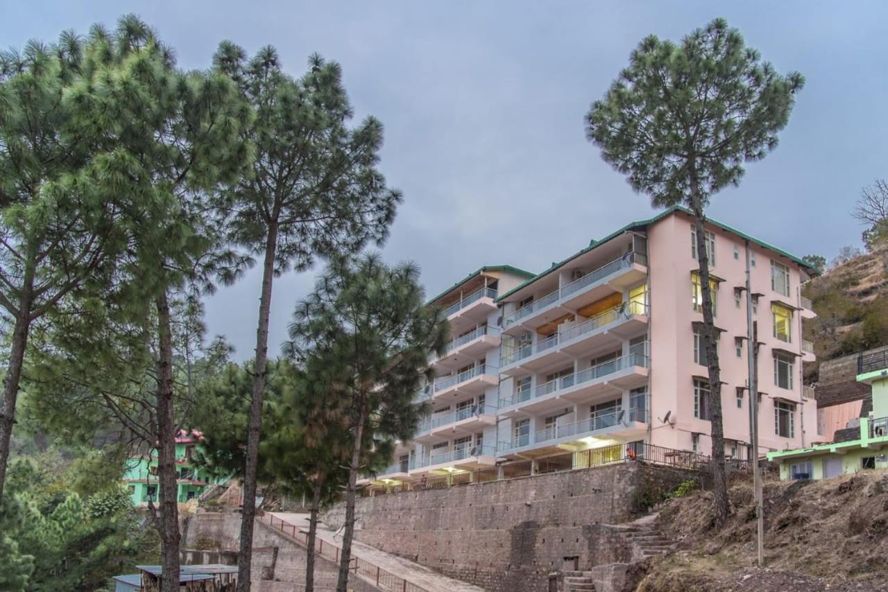 The Western Heights I Serviced Apartments I Pvt Balcony I Lift I Peacefull Area I Family Accomodation I Kasauli I By Exotic Stays Exterior foto
